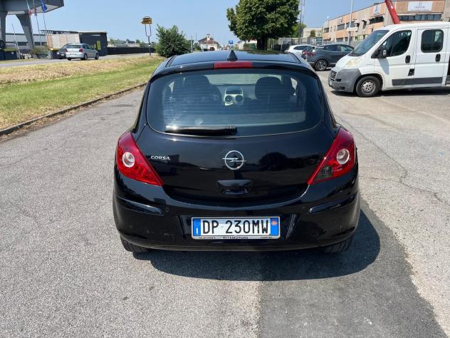 Opel Corsa 1.0 12V 3 porte - Foto 4