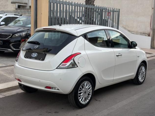 LANCIA Ypsilon 1.2 69 CV 5P. Gold rif. 23868693 - Foto 2