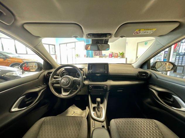 Toyota Yaris 1.0 5 porte Active - Foto 10