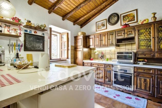Villa di 400 m² con più di 5 locali e posto auto in vendita a Rancio Valcuvia - Foto 10