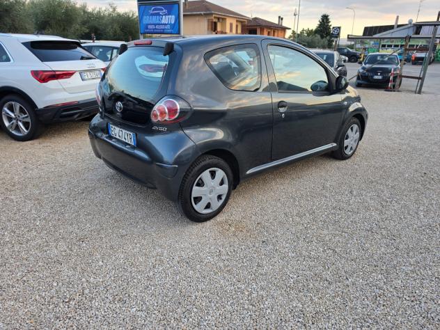 Toyota Aygo 1.0 12V VVT-i 3 porte Sol Connect - Foto 5