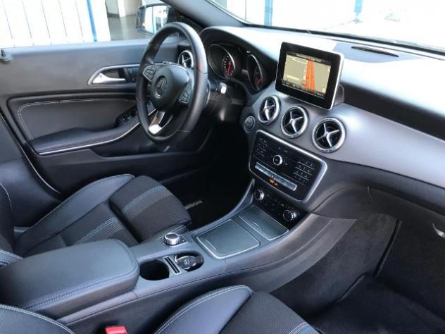 Mercedes-Benz CLA 220 d SHOOTING BRAKE 9G-T NAVI LED 18 CAMERA KEYLESS - Foto 8