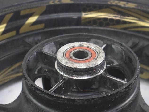 KAWASAKI Z 750 410730009R2 CERCHIO RUOTA POSTERIORE 17X5.50 03 - 06 REAR WHEEL SEGNI DI USURA - Foto 9