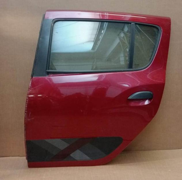 PORTA POST. S. ROSSO SCURO MET. C/ALZ. E SERR 999-U1294615 Carrozzeria  Lamierati esterni  Porte  Porta post. sx. DACIA - SANDERO - 01-01-2013 - 01-10