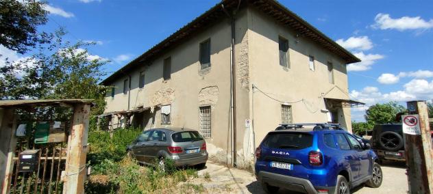 Colonica in Vendita in zona SANT'ANGELO A LECORE con giardino - Foto 2