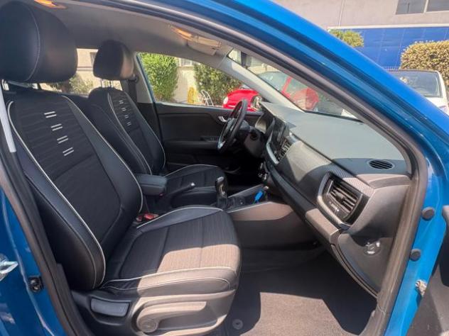 KIA Stonic 1.0 T-GDi 100 CV MHEV iMT GT Line rif. 24036336 - Foto 6