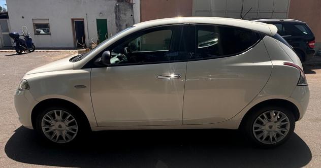 Lancia Ypsilon 1.2 69 CV 5 porte GPL Ecochic Silver - Foto 7
