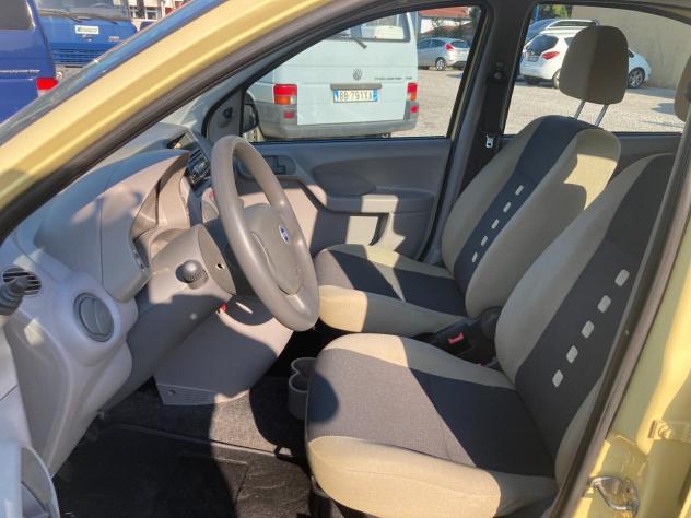 Fiat Panda 1.2 4x4 - Foto 8