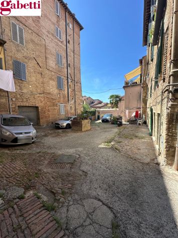 Rif. S2682 - Siena – centro storico - Ottimo stato di manutenzione, possibilità - Foto 7