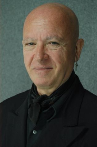 Jonathan 59 anni per Ragazza o Coppia Tel:3713714465