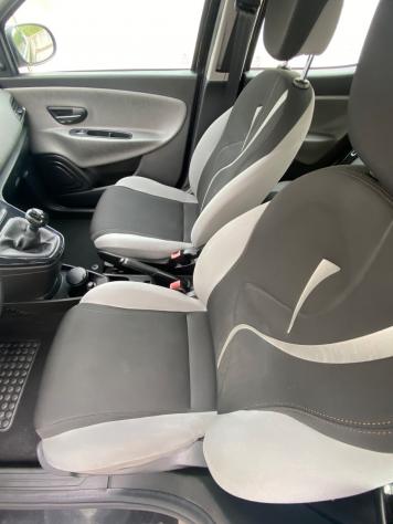 Lancia Ypsilon 1.3 MJT 16V 95 CV 5 porte S&S Silver - Foto 7
