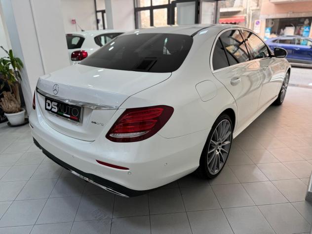 MERCEDES- BENZ KLASSE E 220 D 195 CV 4MATIC AMG PREMIUM OFFERTA - Foto 6