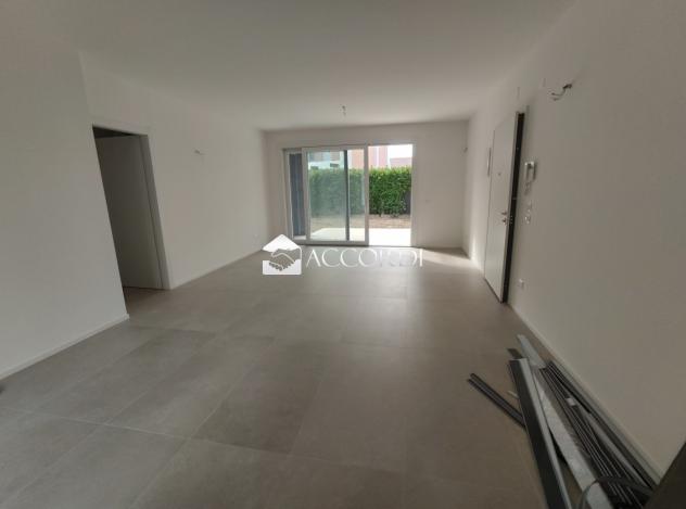 APPARTAMENTO di 3 vani e di 80 mq (MONASTIER DI TREVISO) rif. SM25AB