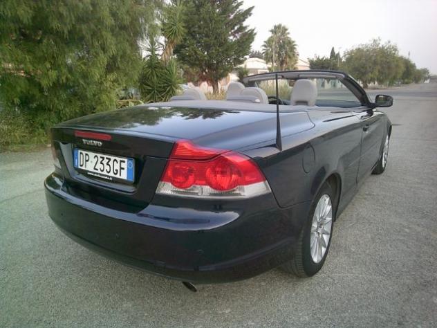 VOLVO C70 2.4 D5 20V Momentum rif. 24076300 - Foto 5