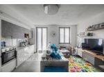 Appartamento di 60 m² con 2 locali e box auto in vendita a Gavirate
