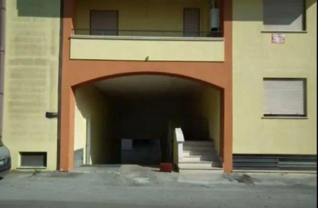 Immobile in asta di 148 m² con più di 5 locali e box auto doppio in vendita a Poggiardo - Foto 4