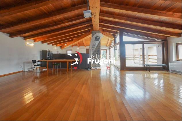 vf911 - TENUTA CON 2 ETTARI E ANNESSI AGRICOLI - Foto 12