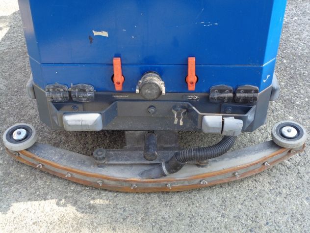 Lavapavimenti spazzante da 90 Cm operatore a bordo - Foto 3
