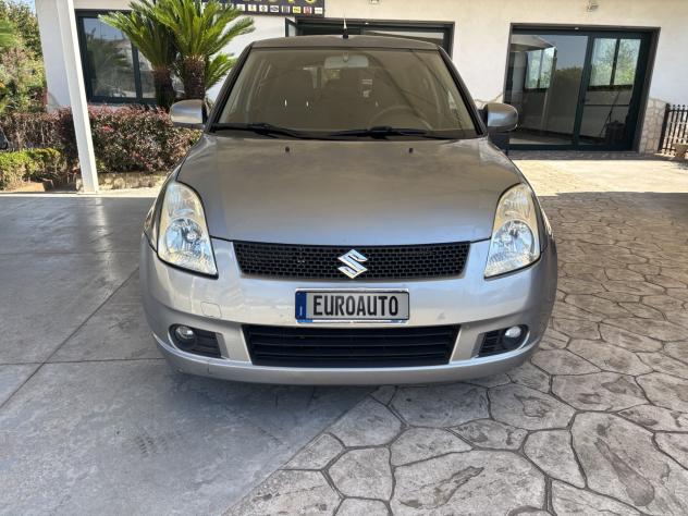 Suzuki Swift 1.3 DDiS 5p. - 2006 - Foto 2
