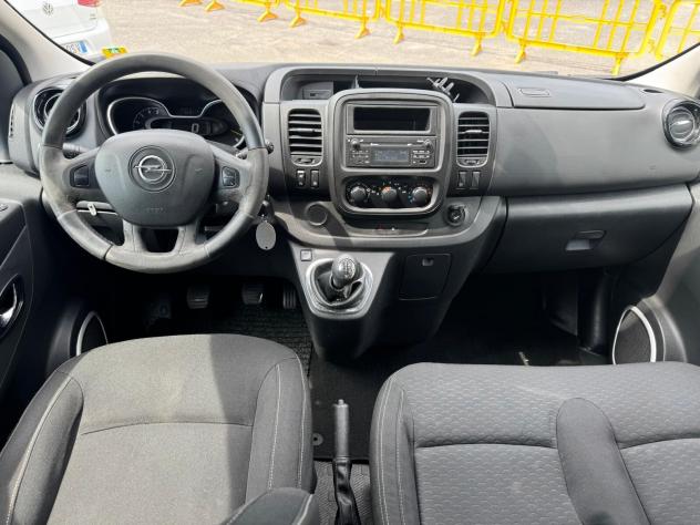Opel Vivaro 27 1.6 CDTI BITURBO 140CV COMBI EDITION L1H1 2015 - Foto 10