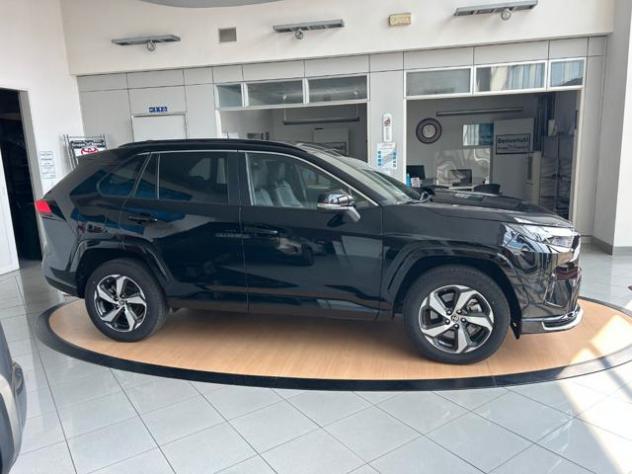 TOYOTA RAV 4 MY23 RAV4 2.5 PHEV E-CVT AWD-i More Dynamic rif. 23949198 - Foto 3