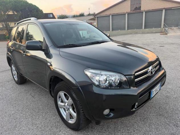 TOYOTA RAV 4 MY23 RAV4 2.2 D-4D 177 CV Luxury rif. 24065358 - Foto 8