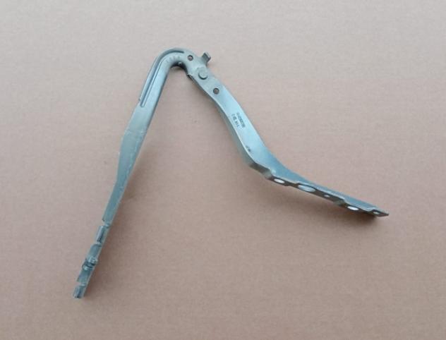 CERNIERA D.COFANO ANT. GRIGIO MEDIO MET. 9640968780  999-U1305180 Carrozzeria  Lamierati esterni  Cofano  Cerniera cofano  PEUGEOT - 407 4 porte / SW