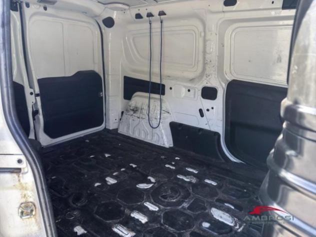 FIAT Doblo Cargo 1.6 MJT 105CV PL-TA Cargo Maxi XL Lamierato rif. 24204140 - Foto 10