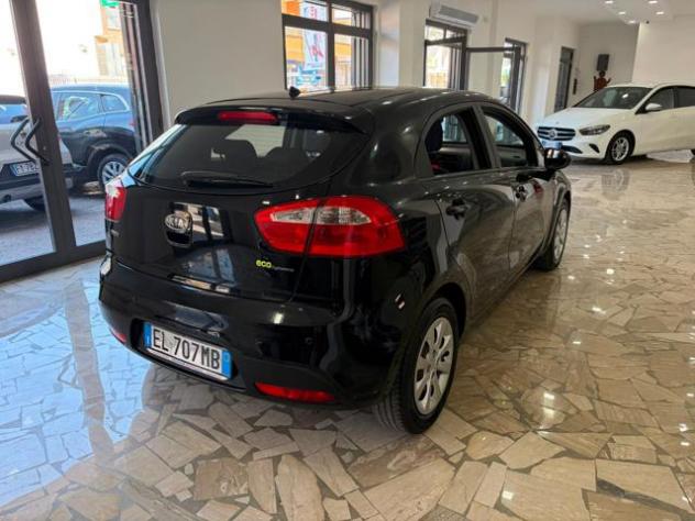 KIA Rio 1.1 CRDi WGT 5p. EX PLUS rif. 23826330 - Foto 4