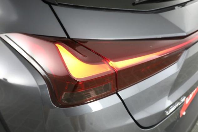 LEXUS UX UX Hybrid Urban rif. 23843640 - Foto 9