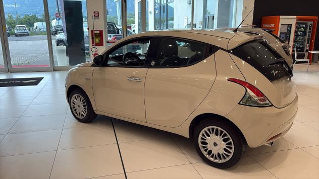 Lancia Ypsilon 1.2 69cv GPL Ecochic Gold