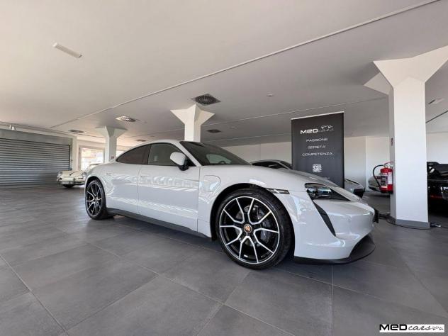 PORSCHE - Taycan - Foto 2