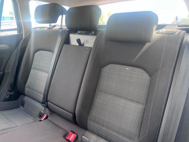 VOLKSWAGEN Passat Variant 2.0 TDI SCR EVO DSG Executive rif. 23776692 - Foto 9