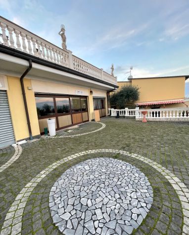 Ufficio Magazzino C2 a Finocchio Via di Forma Rotta