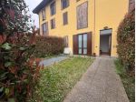 In Vendita Bilocale con ingresso indipendente e giardino privato