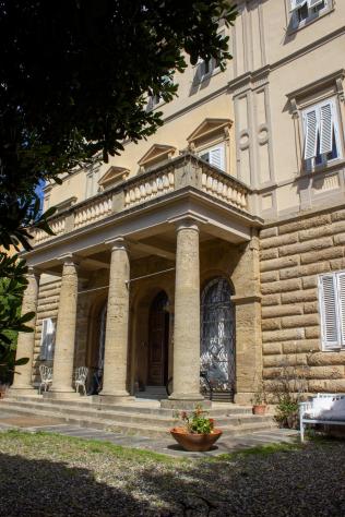 villa in vendita a Livorno in zona Lungomare