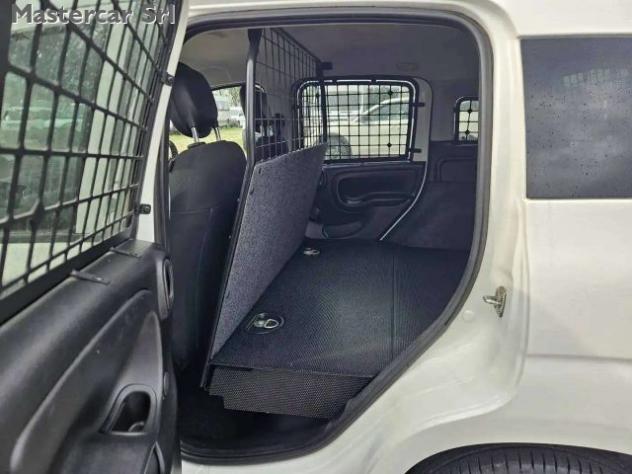 FIAT Panda 1.2 69 CV VAN 2 POSTI EURO6 POP - FT987FS rif. 23941847 - Foto 10