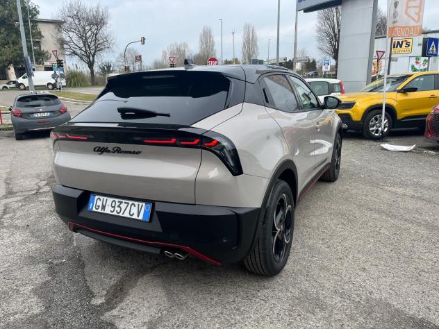 Alfa Romeo Junior Ibrida 1.2 136CV Hybrid eDCT6 ibrida - Foto 6
