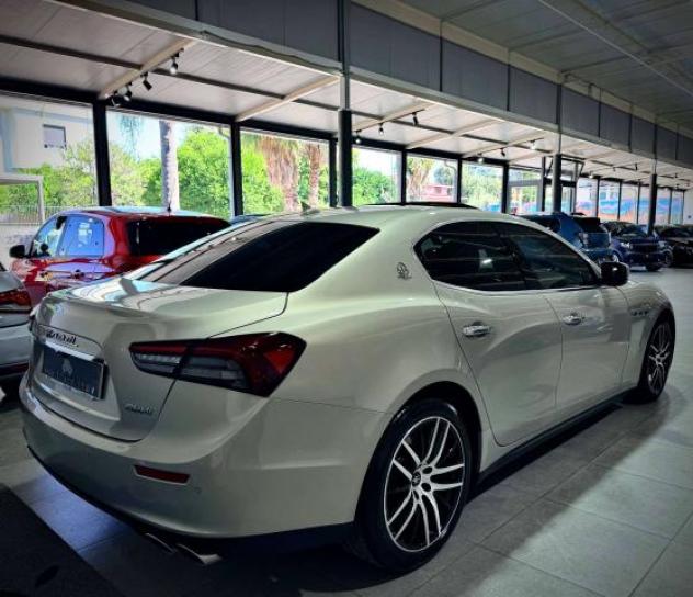 Maserati Ghibli 3.0 V6 250CV Diesel Restyling - Foto 7