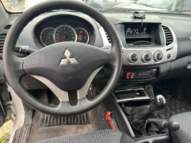 MITSUBISHI L200 2.5 DI-D/178CV DC Intense Plus DPF rif. 23674841 - Foto 8