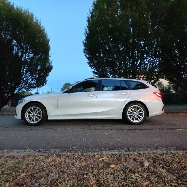 BMW Serie 3(G20/1-80/1) 320d 48V Touring - Foto 4
