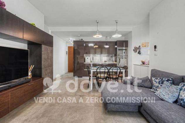 Appartamento di 65 m² con 2 locali e box auto in vendita a Como - Foto 3