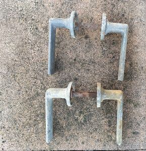 2 - FERRAMENTA PER RESTAURO PORTE
