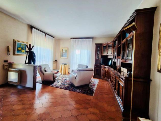 V005521 - QUADRILOCALE IN BIFAMILIARE CON TAVERNA E GIARDINO !!! - Foto 5