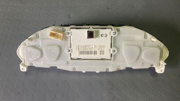 Quadro strumenti Peugeot 2008 1.6 HDI del 2016 (9814699380) - Foto 3