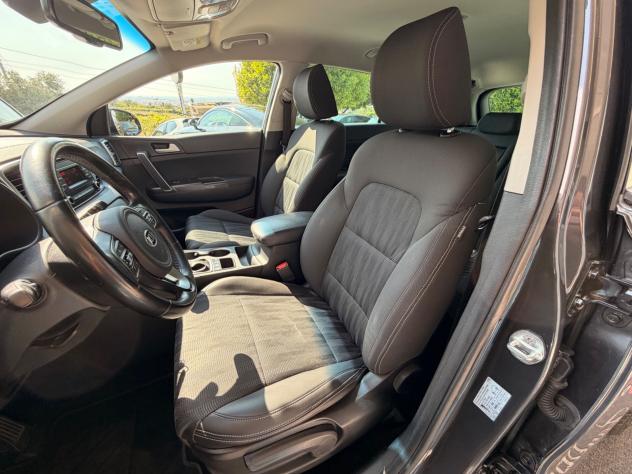 Kia Sportage 1.7 CRDI 141 CV DCT7 2WD Cool - Foto 10