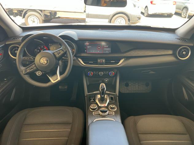 Alfa Romeo Stelvio 2.2 Turbodiesel 160 CV AT8 RWD Super - Foto 9