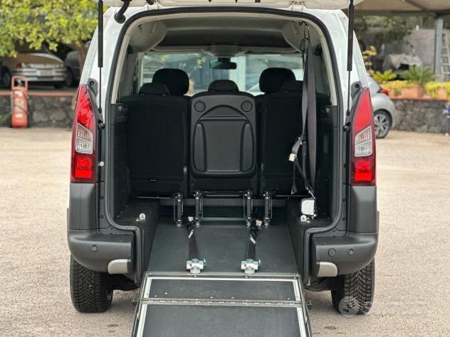 Peugeot Partner 1.6HDi Pianale ribassato Disabili - Foto 10