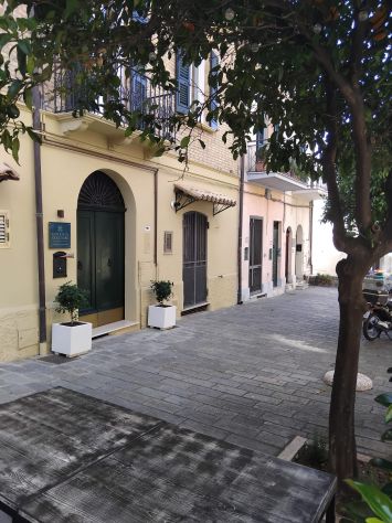 VENDE BILOCALE CENTRALISSIMO AUTONOMO