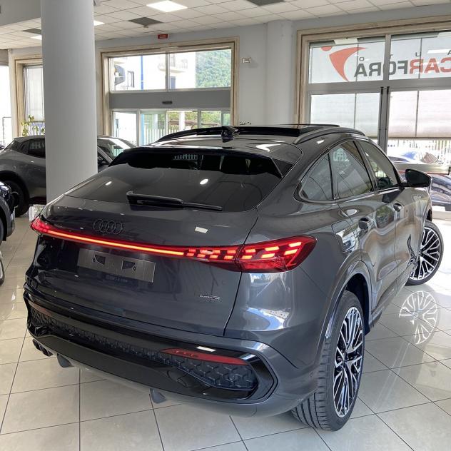 Audi Q5 SPB Identity black S line edition 204cv km0 |tetto+r21"+sedili sport| - Foto 5